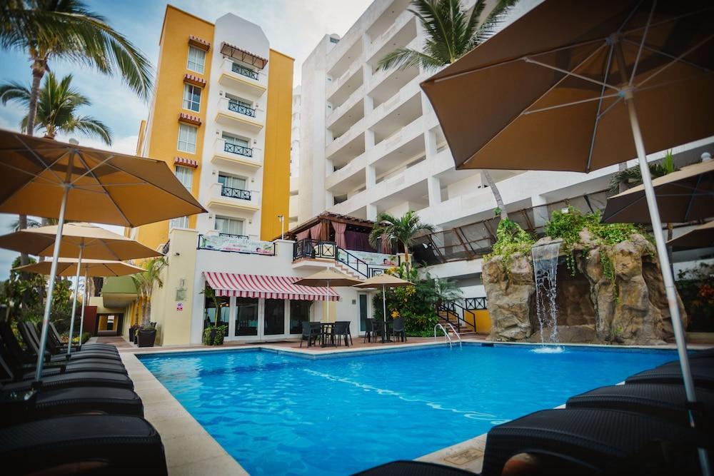 Best Western Hotel Posada Freeman Zona Dorada Мазатлан Екстер'єр фото