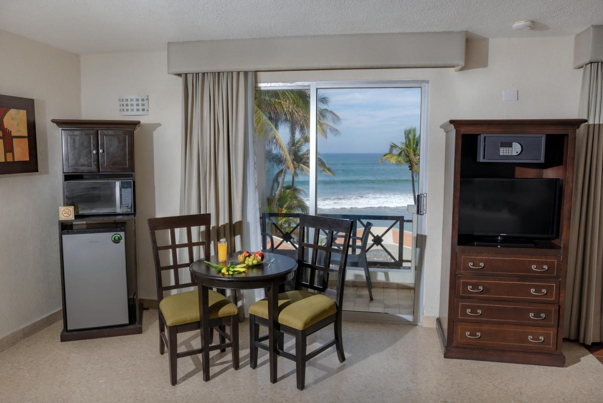 Best Western Hotel Posada Freeman Zona Dorada Мазатлан Екстер'єр фото