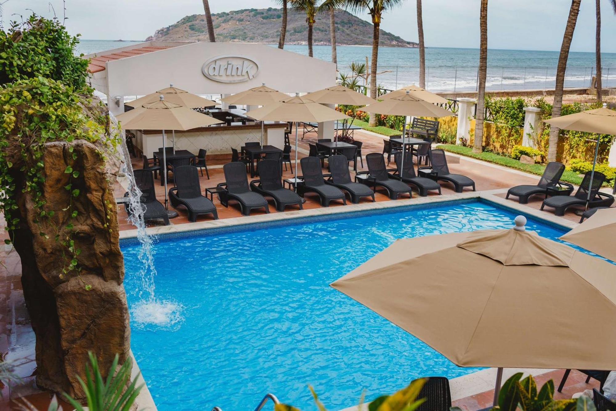 Best Western Hotel Posada Freeman Zona Dorada Мазатлан Екстер'єр фото